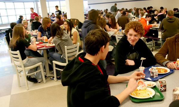 el-mediodia-en-el-colegio